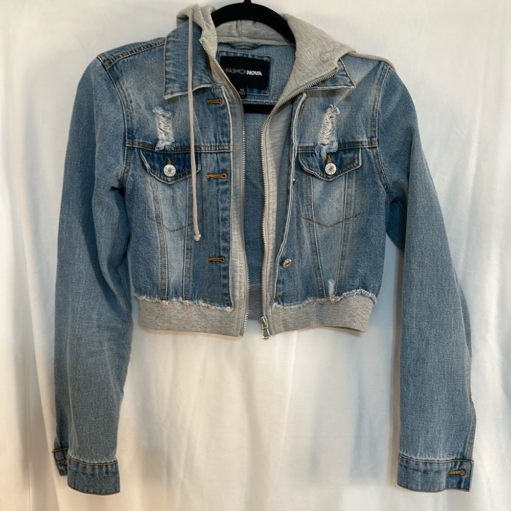 Cropped jean jacket